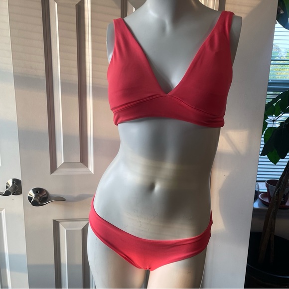 Maaji reversible swimsuit size small - Picture 2 of 7